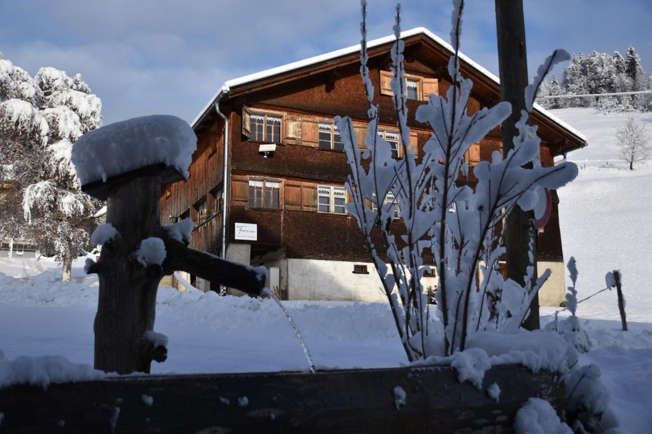 Ferienhaus Brittenberg Шварценберг-им-Брегенцервальд Экстерьер фото